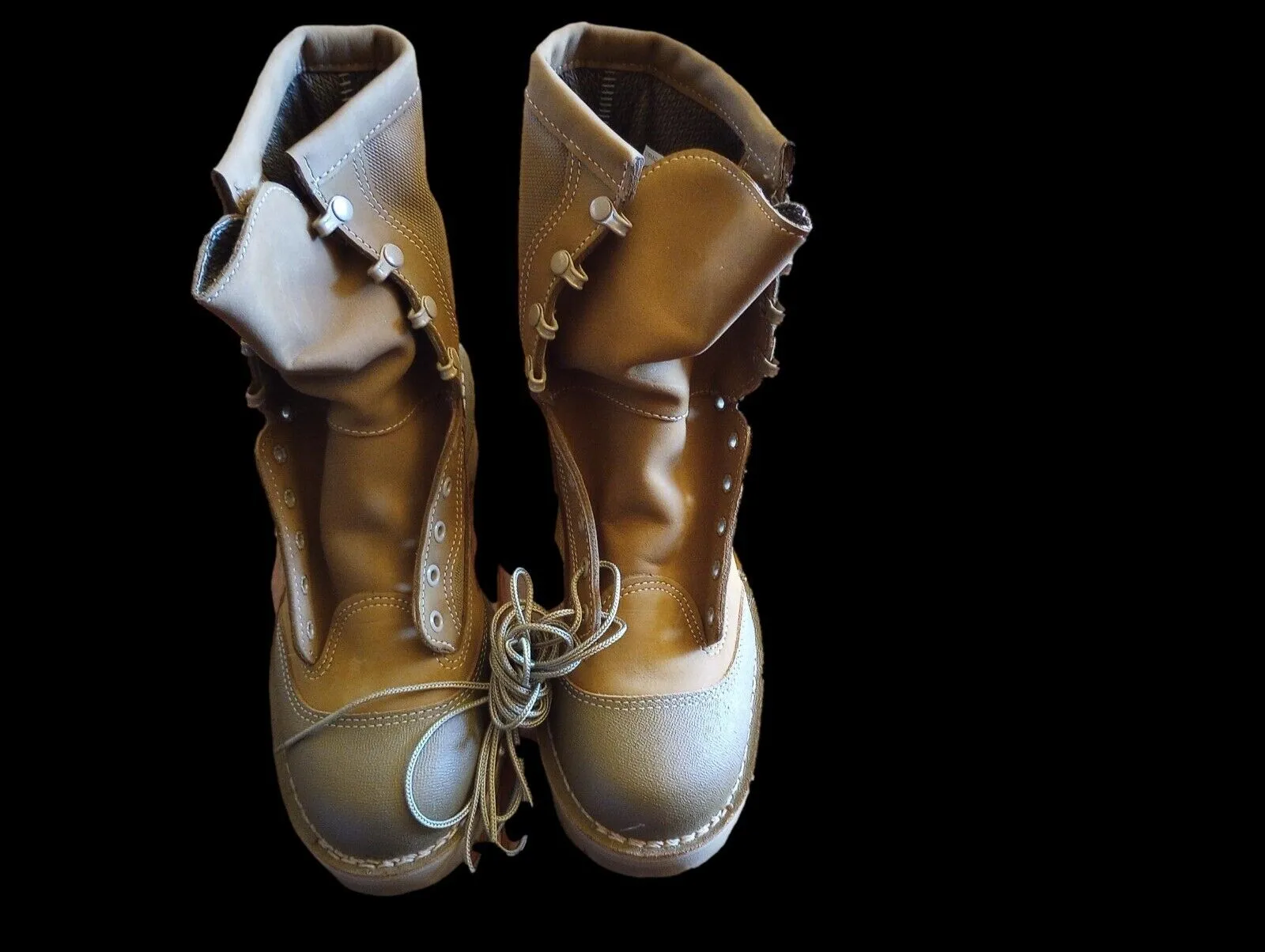 DANNER USMC RAT BOOT TEMPERATE WEATHER MILITARY ISSUE NEW USA MADE VIBRAM SOLE