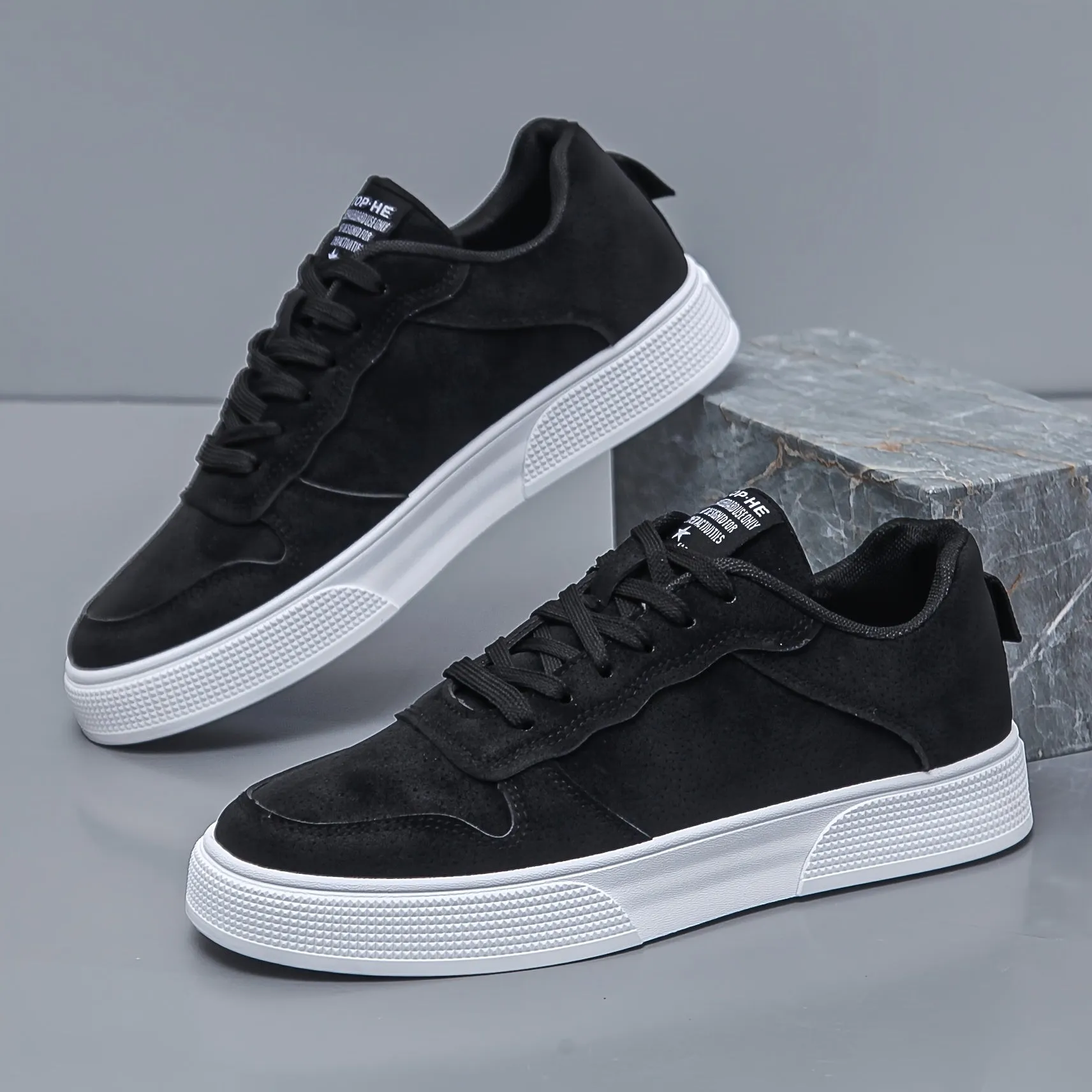 Men's Stylish Casual Suede Low-Top Trainers with Thick Sole | Perfect for Casual Days
