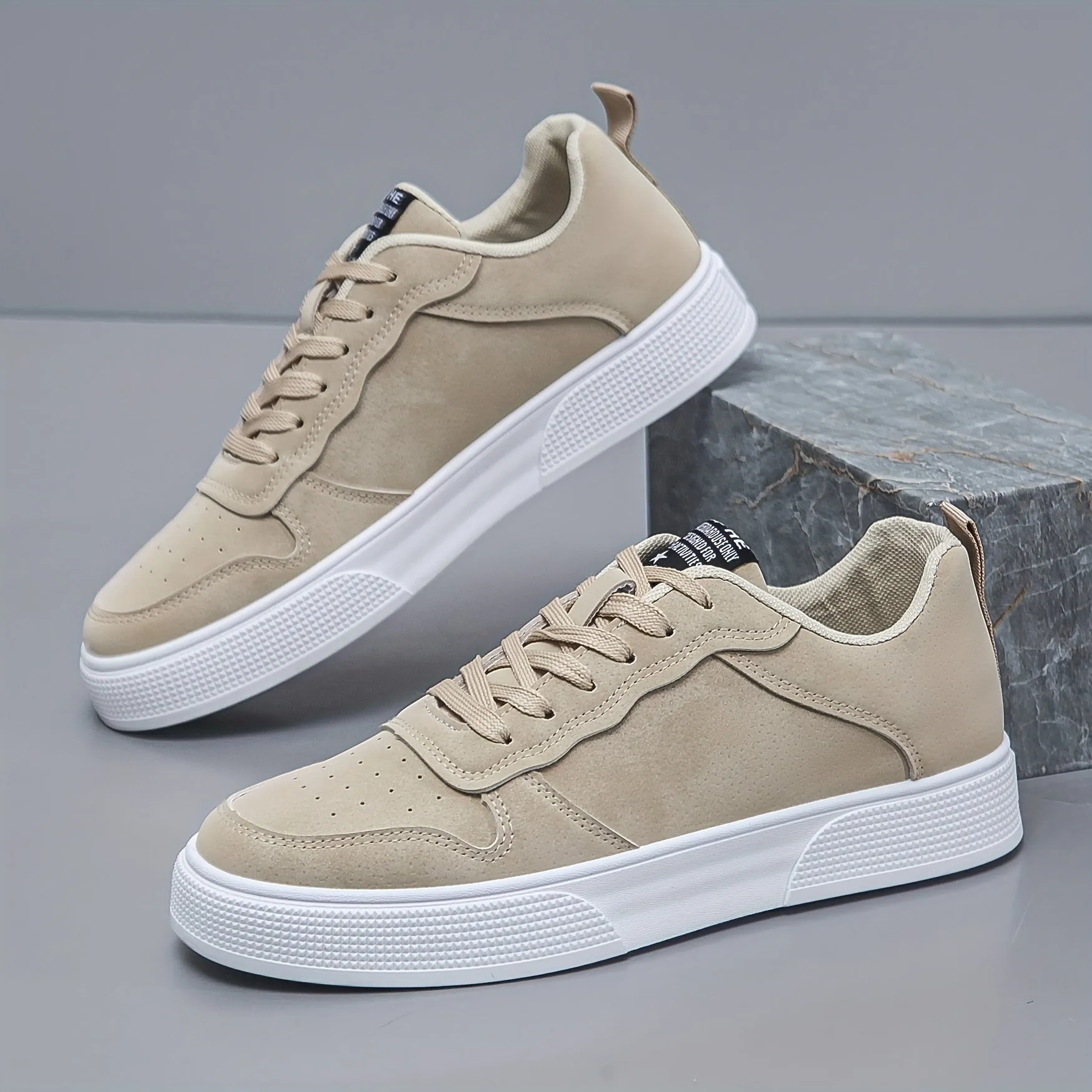 Men's Stylish Casual Suede Low-Top Trainers with Thick Sole | Perfect for Casual Days