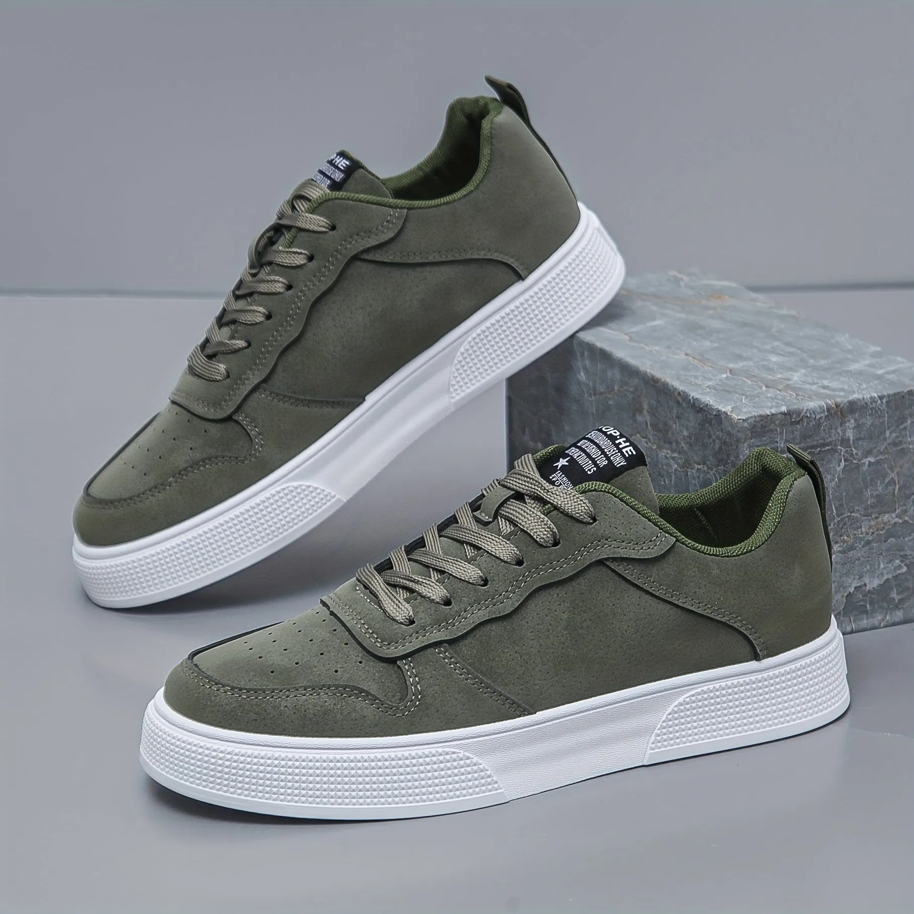 Men's Stylish Casual Suede Low-Top Trainers with Thick Sole | Perfect for Casual Days