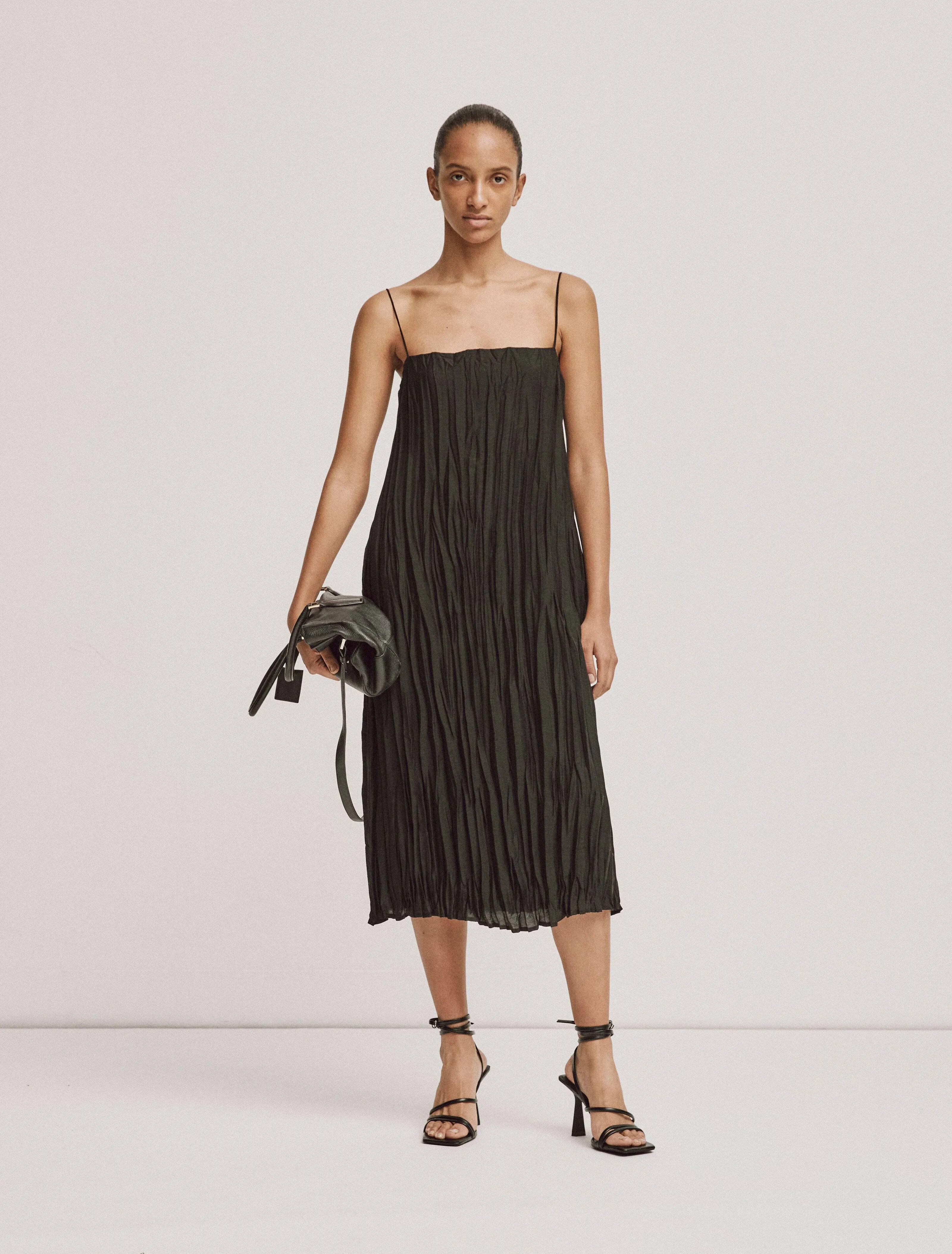 Ola Dress In Black