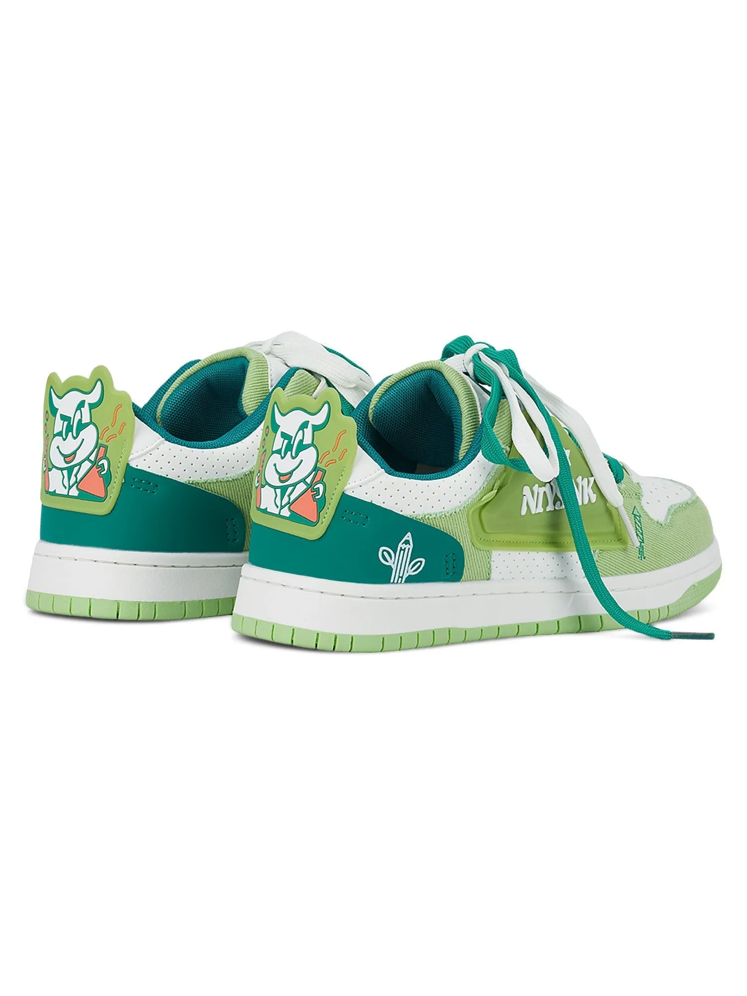 Sneakerhill Everything Goes With Casual Sneakers